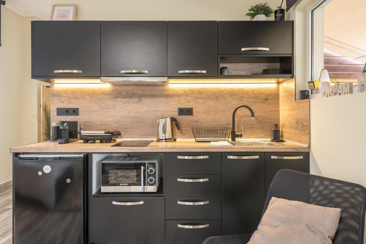 Apartamento Petralona Stylish Penthouse Atenas Exterior foto