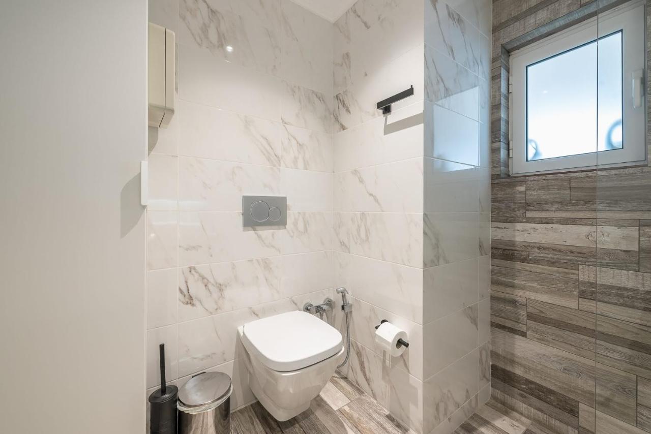 Apartamento Petralona Stylish Penthouse Atenas Exterior foto