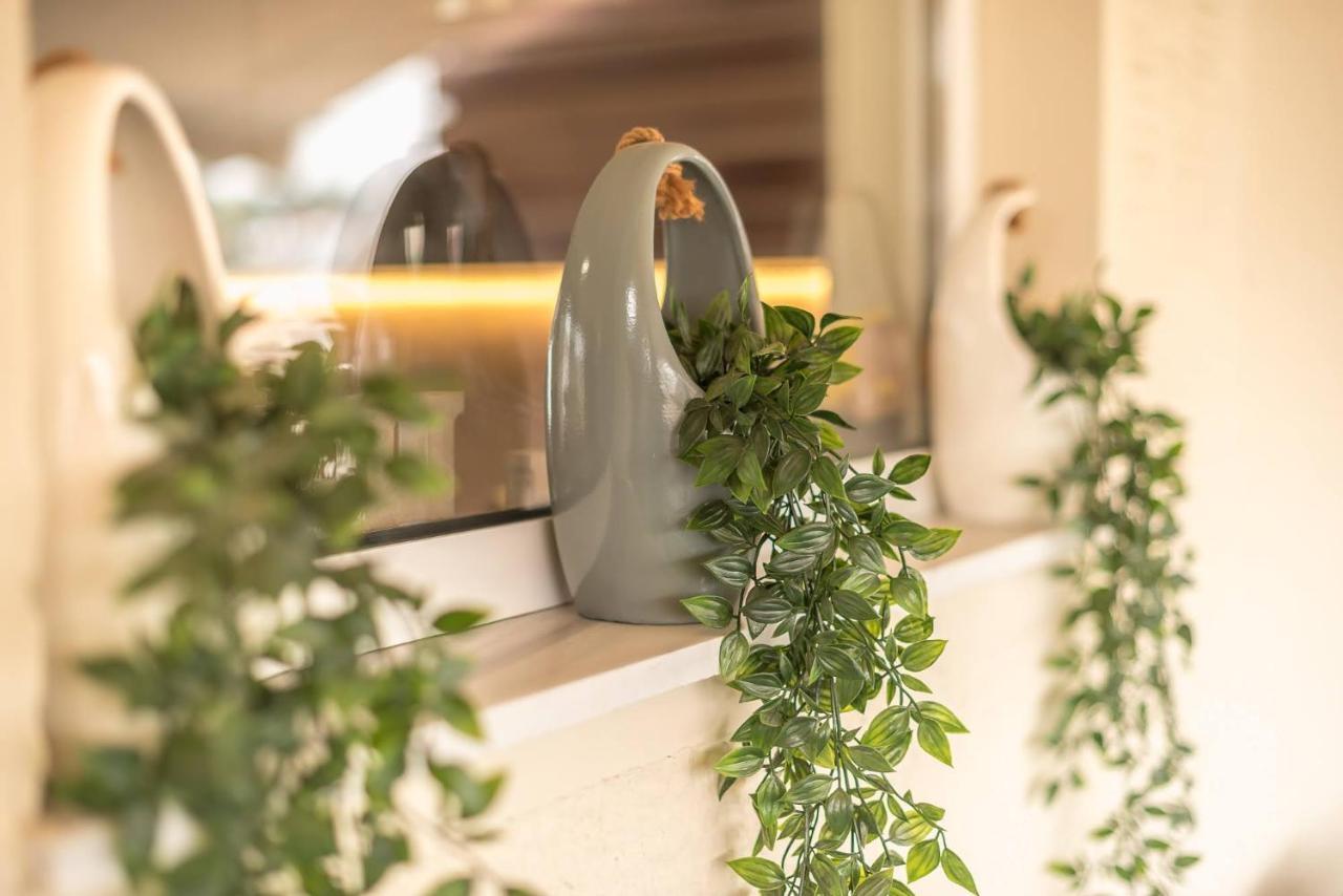 Apartamento Petralona Stylish Penthouse Atenas Exterior foto
