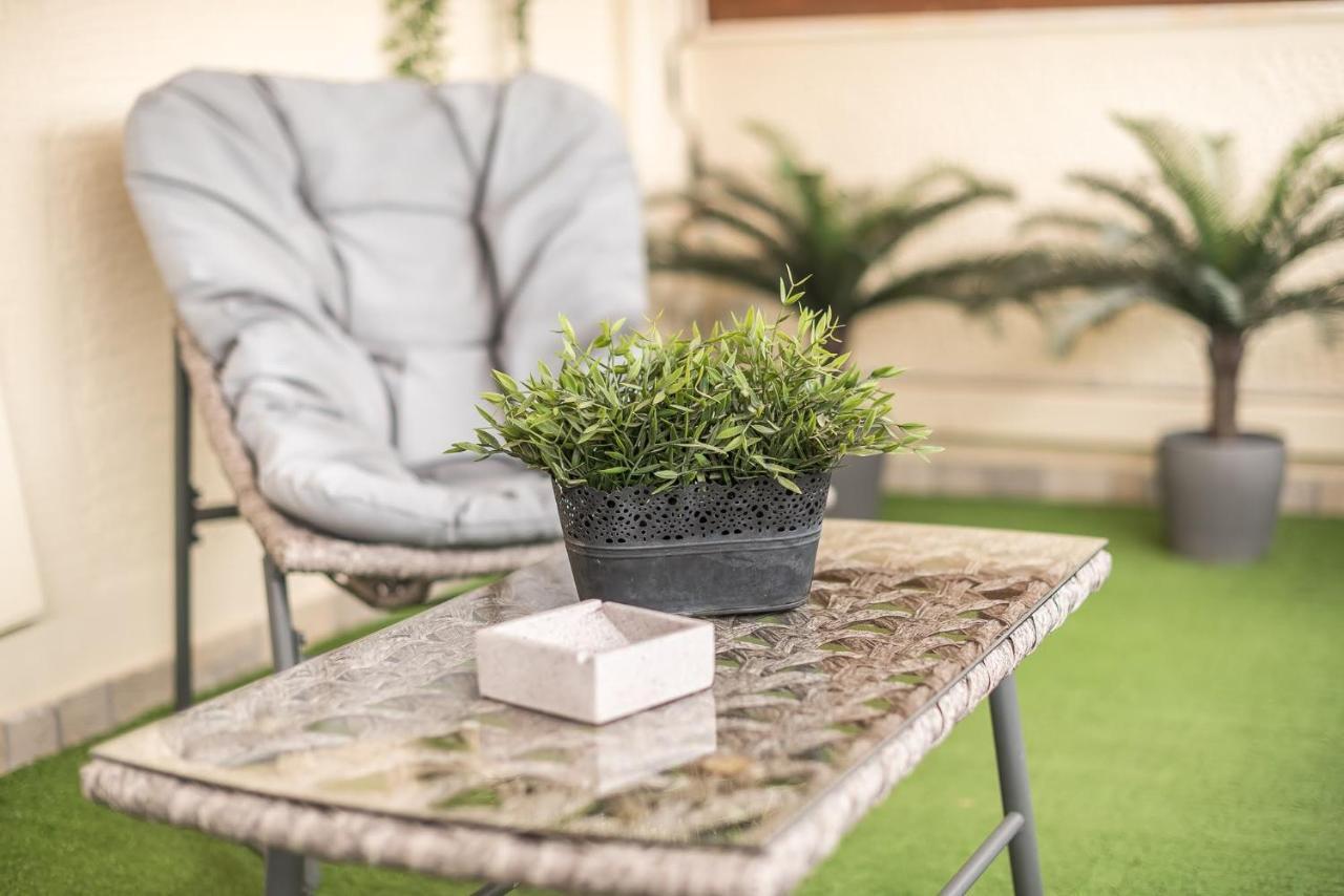 Apartamento Petralona Stylish Penthouse Atenas Exterior foto
