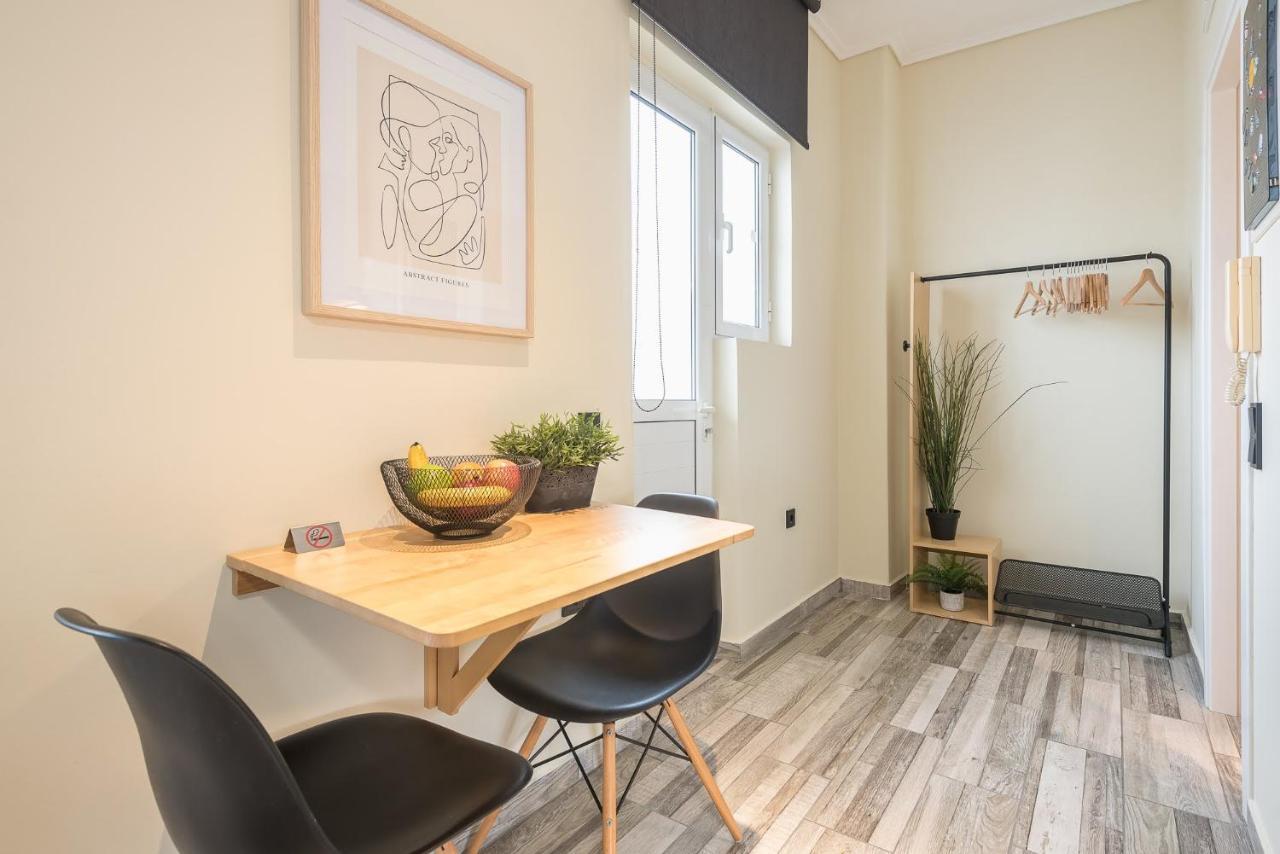 Apartamento Petralona Stylish Penthouse Atenas Exterior foto